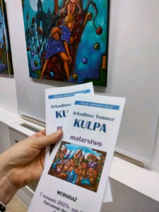 Uczniowie SP1 na wernisażu malarstwa Arkadiusza Kulpy - 4