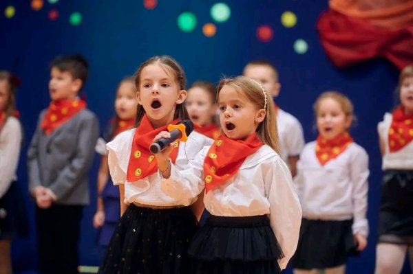 ŚLUBOWANIE KLAS PIERWSZYCH — zdjęcie 2