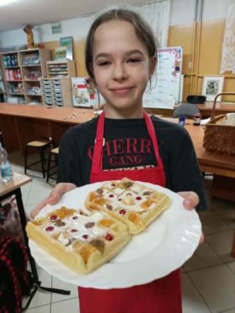 Zajęcia kulinarne – nauka przez działanie i wspólne gotowanie. — zdjęcie 20
