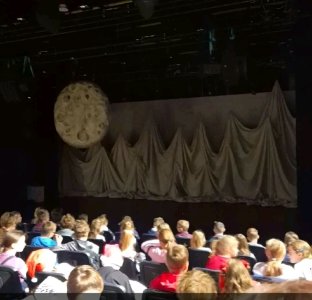 Mikołajkowa wycieczka do teatru - 6