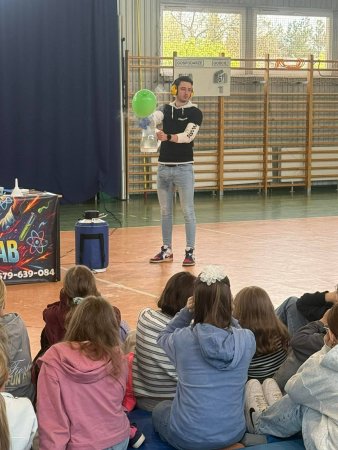 Pokazy chemiczne CrazyLab — zdjęcie 3