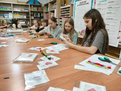 Haft krzyżykowy na kanwie - 4