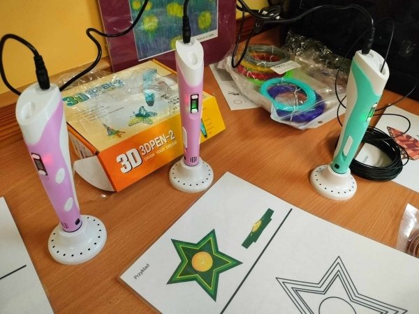Zajęcia rękodzieła artystycznego - długopis 3D — zdjęcie 12