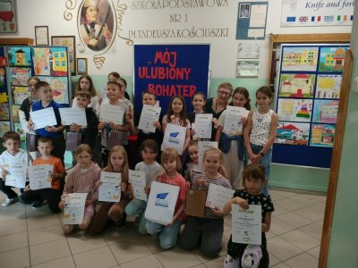 Rozstrzygnięcie XXI Powiatowego Konkursu Plastycznego na plakat pt. „Mój ulubiony bohater”. - 1