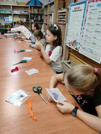 Haft krzyżykowy na kanwie — zdjęcie 5