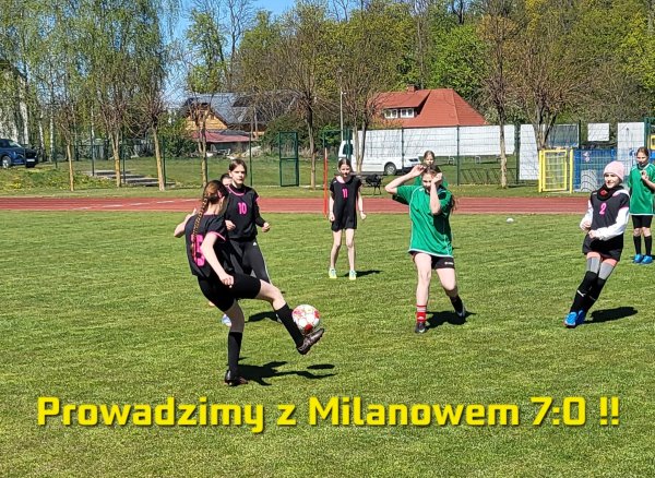 POWIATOWE ROZGRYWKI W PIŁCE NOŻNEJ DZIECZĄT I CHŁOPCÓW — zdjęcie 1