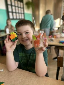 Wykonanie świeczek sojowych na Dzień Wszystkich Świętych - 3