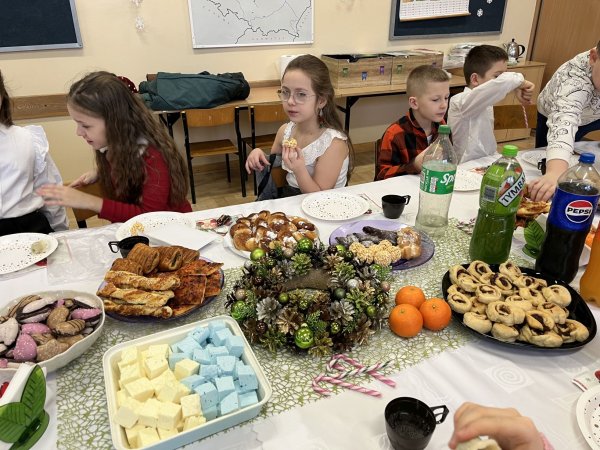 Klasowa wigilia klasy 3B — zdjęcie 4