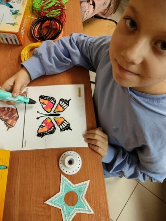 Zajęcia rękodzieła artystycznego - długopis 3D — zdjęcie 3