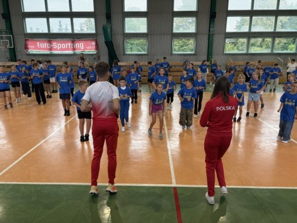 🏆 Lekcja z Mistrzem już za nami! To był niesamowity dzień w SP1! 🏃‍♂️💨 — zdjęcie 15
