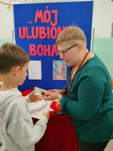 Rozstrzygnięcie XXI Powiatowego Konkursu Plastycznego na plakat pt. „Mój ulubiony bohater”. - 7