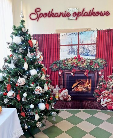 Spotkanie opłatkowe w Środowiskowym Domu Samopomocy w Laskach — zdjęcie 1