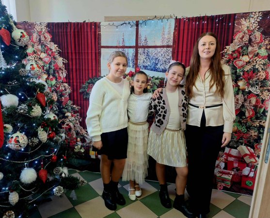 Spotkanie opłatkowe w Środowiskowym Domu Samopomocy w Laskach — zdjęcie 6